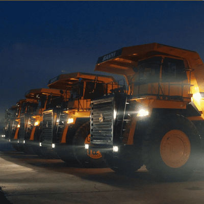 SRT95C χωρητικότητα φορτίων φορτηγών απορρίψεων μεταλλείας 783kW 95t για την υλική μεταφορά